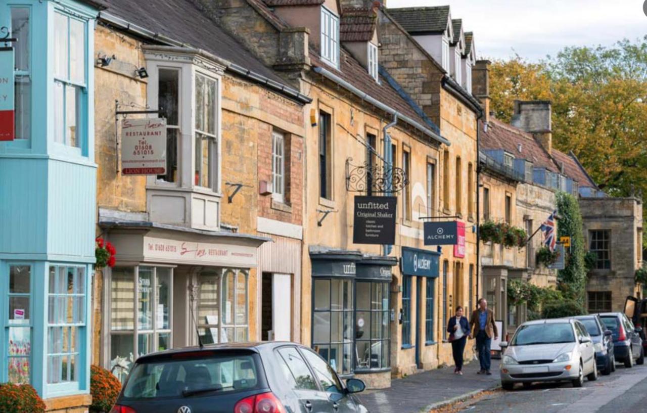 Siam Cottage Guesthouse Over 300 Years Old With Thai Restaurant Moreton-in-Marsh Luaran gambar