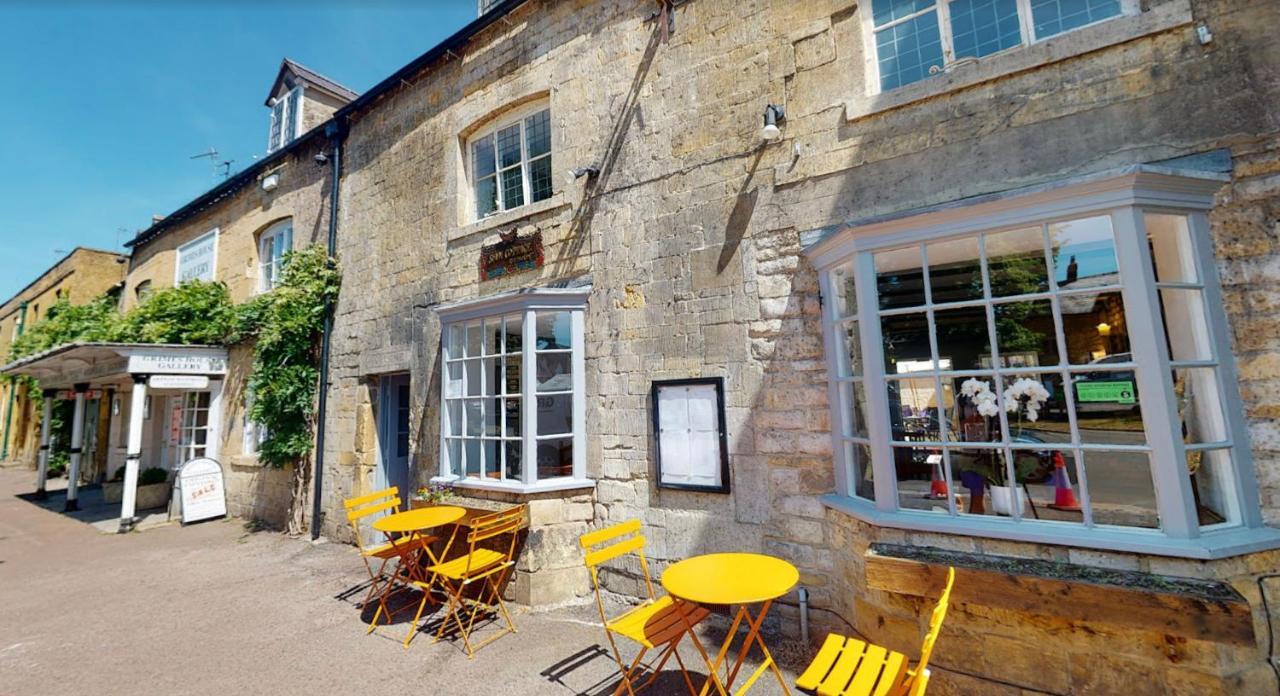 Siam Cottage Guesthouse Over 300 Years Old With Thai Restaurant Moreton-in-Marsh Luaran gambar