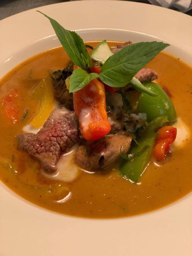 Siam Cottage Guesthouse Over 300 Years Old With Thai Restaurant Moreton-in-Marsh Luaran gambar