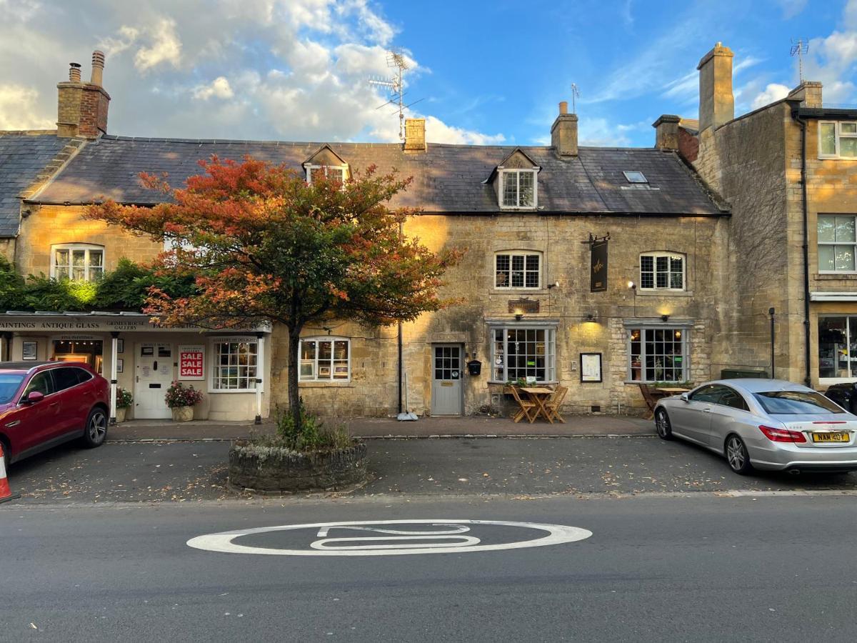 Siam Cottage Guesthouse Over 300 Years Old With Thai Restaurant Moreton-in-Marsh Luaran gambar